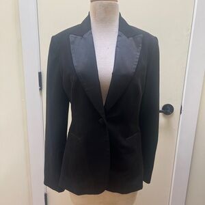Black Satin-Lapel Women's Blazer
